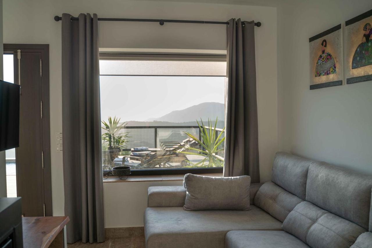 Villa Fahrenheit El Gastor Dış mekan fotoğraf