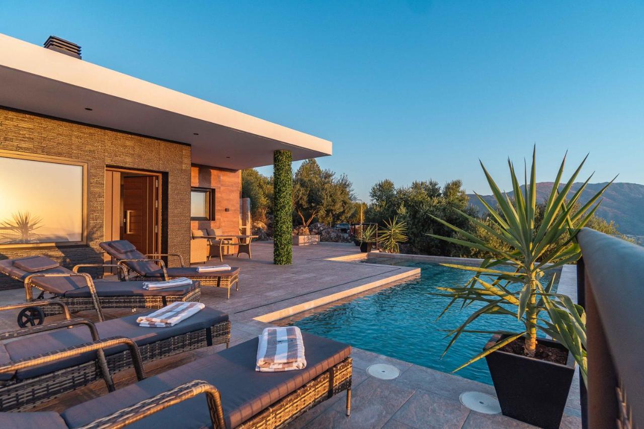 Villa Fahrenheit El Gastor Dış mekan fotoğraf